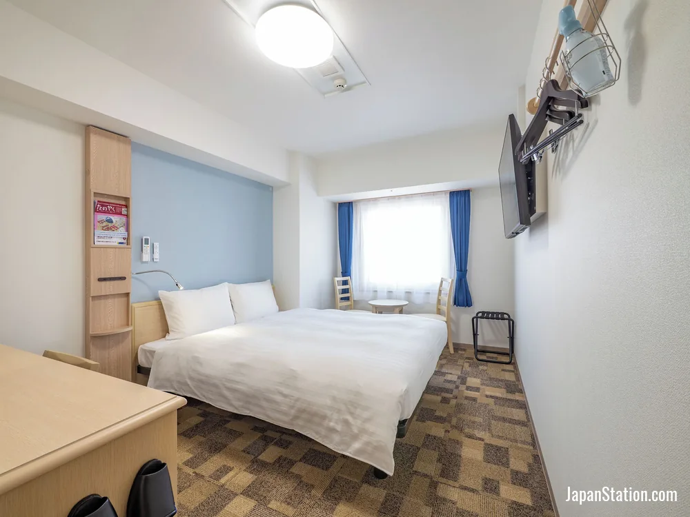 Guest room at Toyoko Inn Kobe Sannomiya Ekimae.