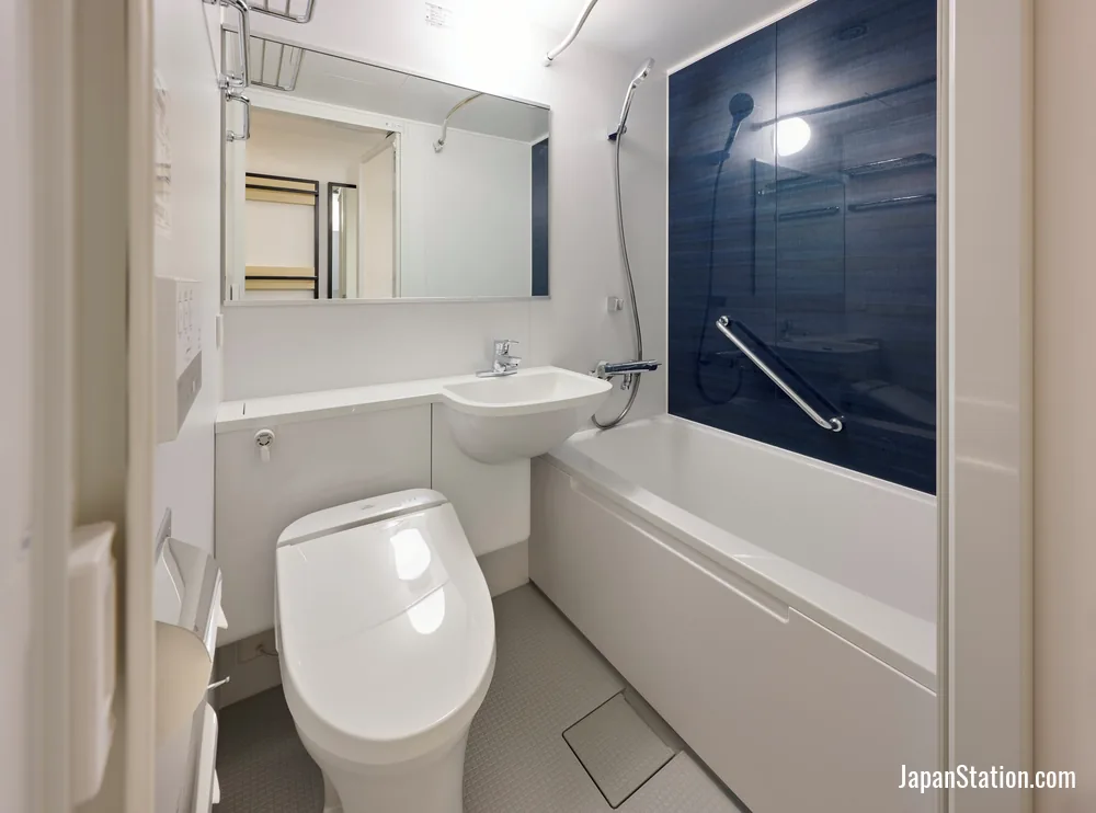 Bathroom in a guest room at Via Inn Prime Kumamoto.